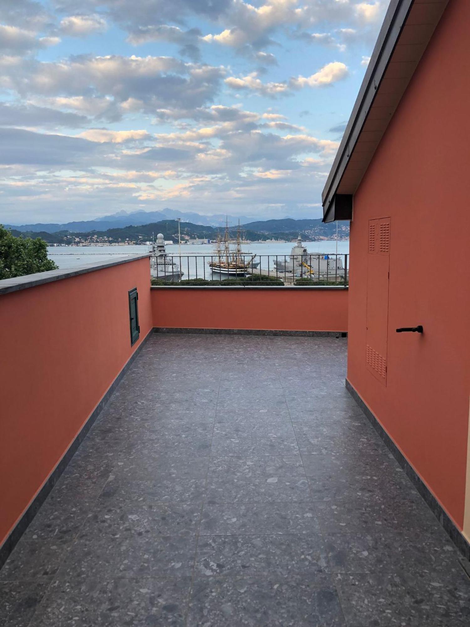 Casa Bouganville La Spezia Exterior photo